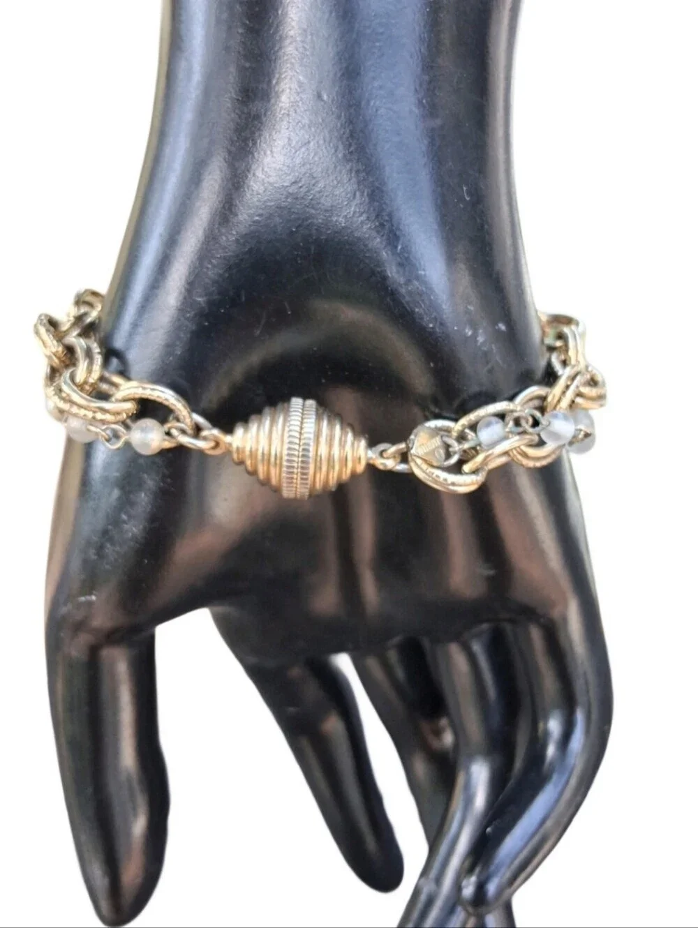 ​Vintage 1965 Sarah Coventry Gracious Lady Gold Link & Pearl Bracelet